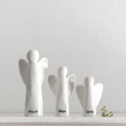 East Of India Christmas Set Of 3 Porcelain Angels -Campusgifts Shop 5817 east of india xmas set of three porcelain angels 2