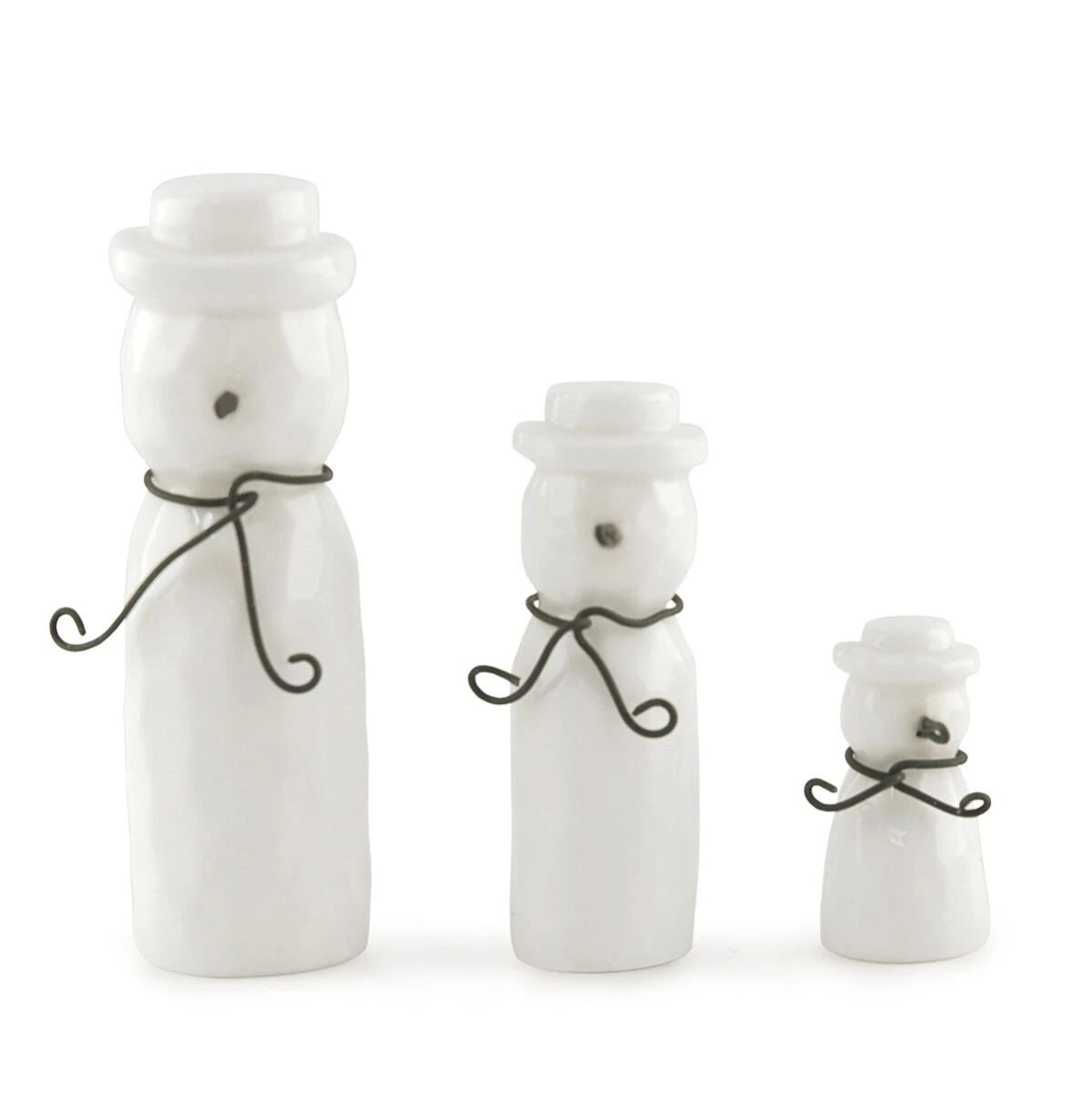 East Of India Christmas Set Of 3 Porcelain Snowmen 5 East Of India Christmas Set Of 3 Porcelain Snowmen - Image 3