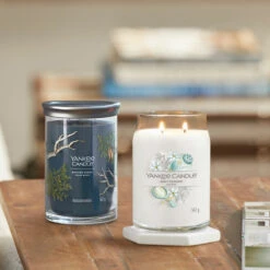 Yankee Candle Bayside Cedar Signature Large Tumbler Candle -Campusgifts Shop bayside cedar baby powder signature collection lifestyle 1 1