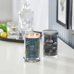 Yankee Candle Midsummers Night Signature Large Tumbler Candle -Campusgifts Shop bayside cedar midsummers night signature collection lifestyle 1