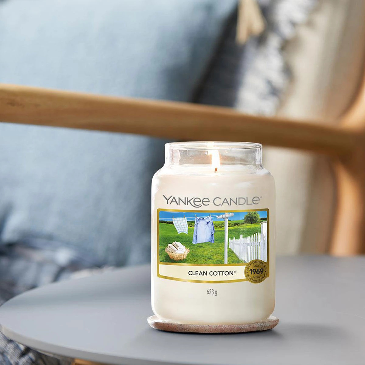 Yankee Candle Clean Cotton Large Jar Candle 4 Yankee Candle Clean Cotton Large Jar Candle - Image 2