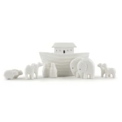 East Of India Porcelain Noah’s Ark Set -Campusgifts Shop east of india 1549 porcelain noahs ark set 3