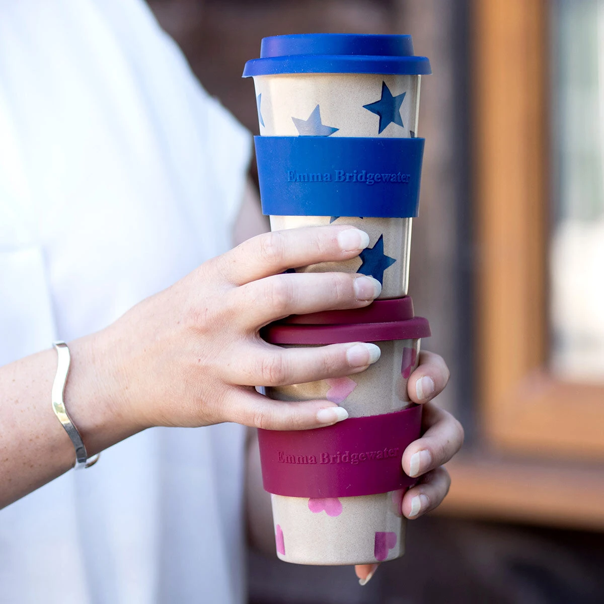 Emma Bridgewater Sky Blue Stars Rice Husk Travel Cup 4 Emma Bridgewater Sky Blue Stars Rice Husk Travel Cup - Image 2