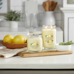 Yankee Candle Iced Berry Lemonade Signature Large Jar Candle -Campusgifts Shop iced berry lemonade signature collection lifestyle 1