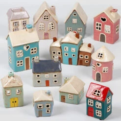 Shudehill Village Pottery Cream House Wax Melt & Oil Warmer -Campusgifts Shop joe davies shudehill village pottery lifestyle 1 7