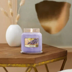 Yankee Candle Lemon Lavender Medium Jar Candle 5 Yankee Candle Lemon Lavender Medium Jar Candle -Campusgifts Shop lemon lavendar medium jar