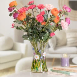 Lynsey Johnstone Hand Painted Dainty Daisies Hourglass Vase -Campusgifts Shop lesser and pavey lp48331 daisy lynsey johnstone vase lifestyle 3