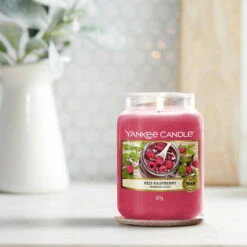 Yankee Candle Red Raspberry Large Jar Candle -Campusgifts Shop red raspberry large jar 2