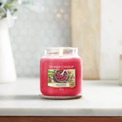 Yankee Candle Red Raspberry Medium Jar Candle -Campusgifts Shop red raspberry medium jar