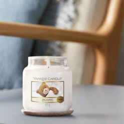 Yankee Candle Soft Blanket Medium Jar Candle 9 Yankee Candle Soft Blanket Medium Jar Candle -Campusgifts Shop soft blanket medium jar 2