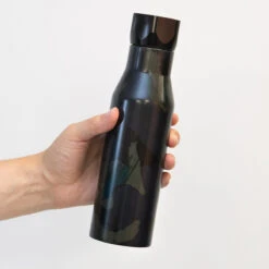 Ted Baker BOTELAN Printed Water Bottle 9 Ted Baker BOTELAN Printed Water Bottle -Campusgifts Shop ted baker 258308 botelan printed water bottle lifestyle