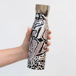 Ted Baker BOTIGA Giraffe Print Water Bottle 7 Ted Baker BOTIGA Giraffe Print Water Bottle -Campusgifts Shop ted baker 258312 botiga giraffe print water bottle new 3