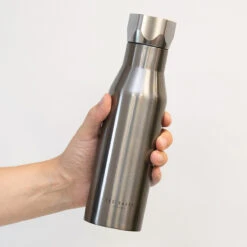 Ted Baker BOTMAN Shiny Silver Water Bottle 8 Ted Baker BOTMAN Shiny Silver Water Bottle -Campusgifts Shop ted baker botman 259724 silver shiny silver water bottle lifestyle