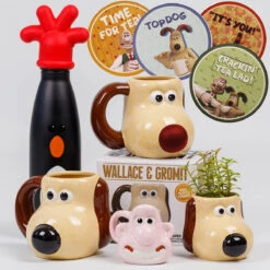 Wallace & Gromit– Gromit Shaped Plant Pot -Campusgifts Shop wallace and gromit range shot 5