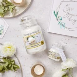 Yankee Candle Wedding Day Large Jar Candle -Campusgifts Shop yankee candle 115438e wedding day large jar candle lifestyle 1