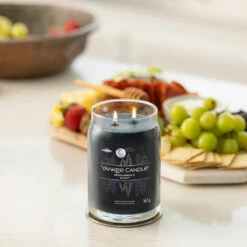 Yankee Candle Midsummers Night Signature Large Jar Candle 8 Yankee Candle Midsummers Night Signature Large Jar Candle -Campusgifts Shop yankee candle 1629968e midsummers night signature large jar candle lifestyle 2