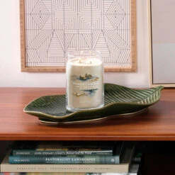 Yankee Candle Amber & Sandalwood Signature Large Jar Candle 9 Yankee Candle Amber & Sandalwood Signature Large Jar Candle -Campusgifts Shop yankee candle 1629982e amber sandalwood signature large jar candle lifestyle 1