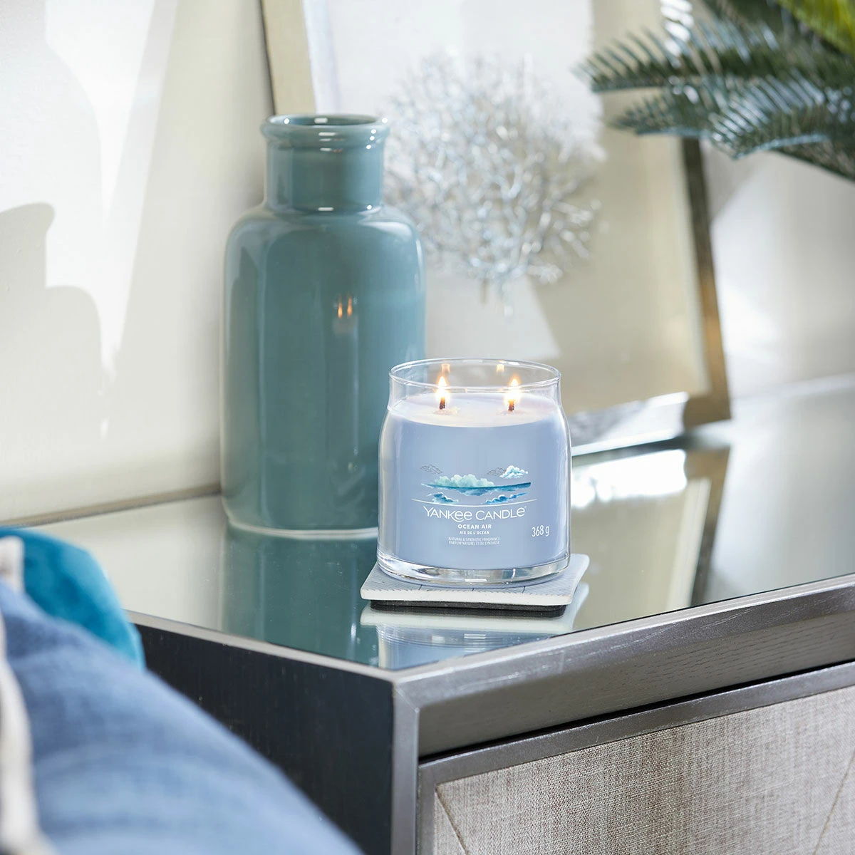 Yankee Candle Ocean Air Signature Medium Jar Candle 5 Yankee Candle Ocean Air Signature Medium Jar Candle - Image 3