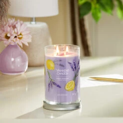 Yankee Candle Lemon Lavender Signature Large Tumbler Candle -Campusgifts Shop yankee candle 1630038e lemon lavender signature large tumbler candle lifestyle 1