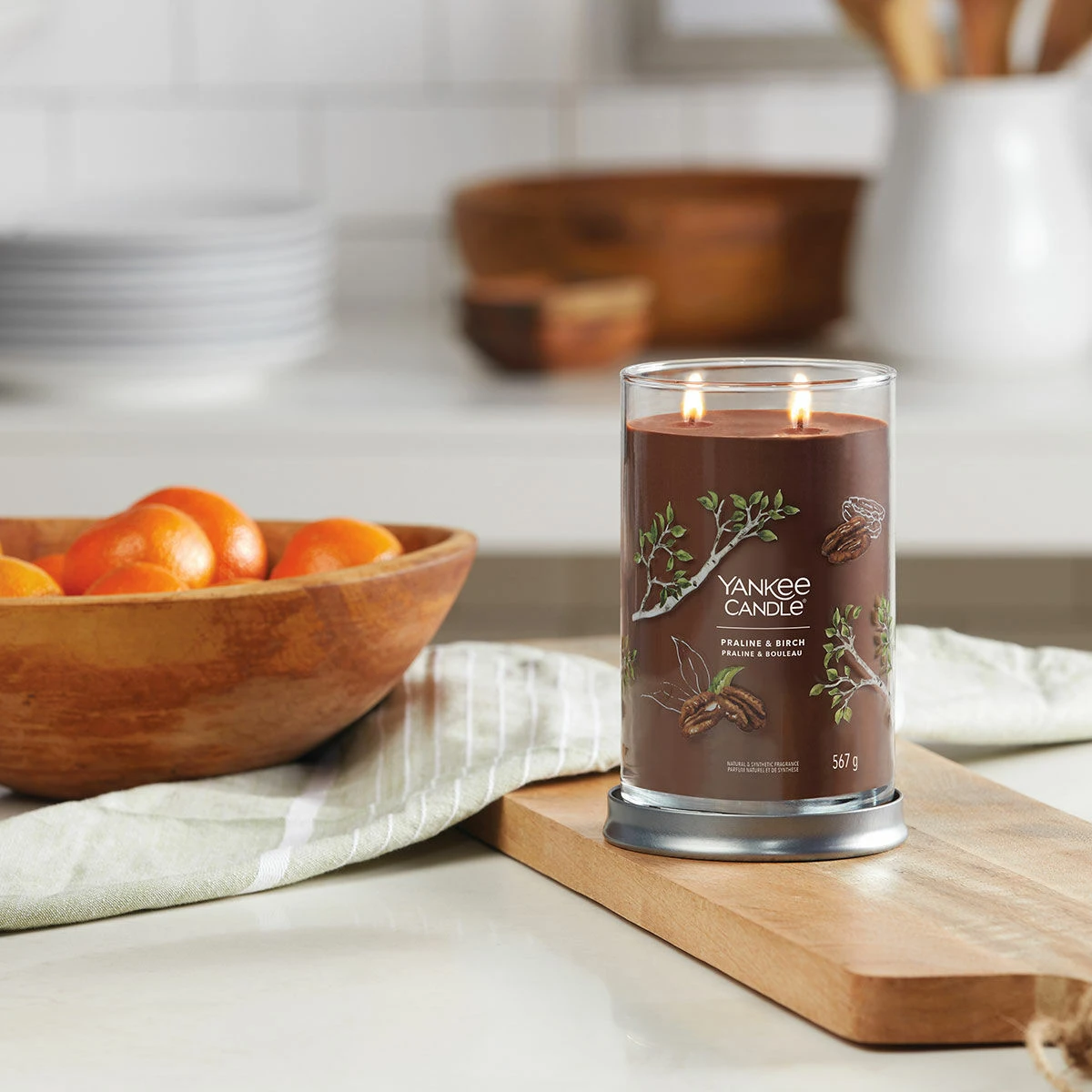 Yankee Candle Praline & Birch Signature Large Tumbler Candle 5 Yankee Candle Praline & Birch Signature Large Tumbler Candle - Image 3