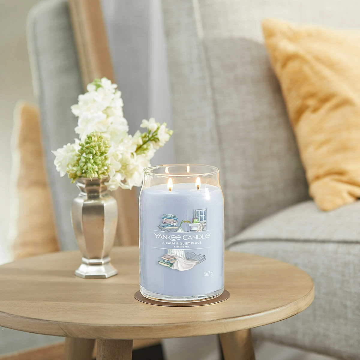 Yankee Candle A Calm & Quiet Place Signature Large Jar Candle 5 Yankee Candle A Calm & Quiet Place Signature Large Jar Candle - Image 3