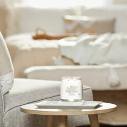 Yankee Candle Wedding Day Signature Medium Jar Candle 7 Yankee Candle Wedding Day Signature Medium Jar Candle -Campusgifts Shop yankee candle 1701389e wedding day signature medium jar candle lifestyle 1