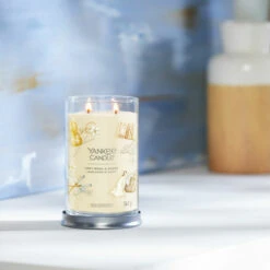 Yankee Candle Soft Wool & Amber Signature Large Tumbler Candle -Campusgifts Shop yankee candle 1721005e soft wool amber signature large tumbler candle lifestyle 1