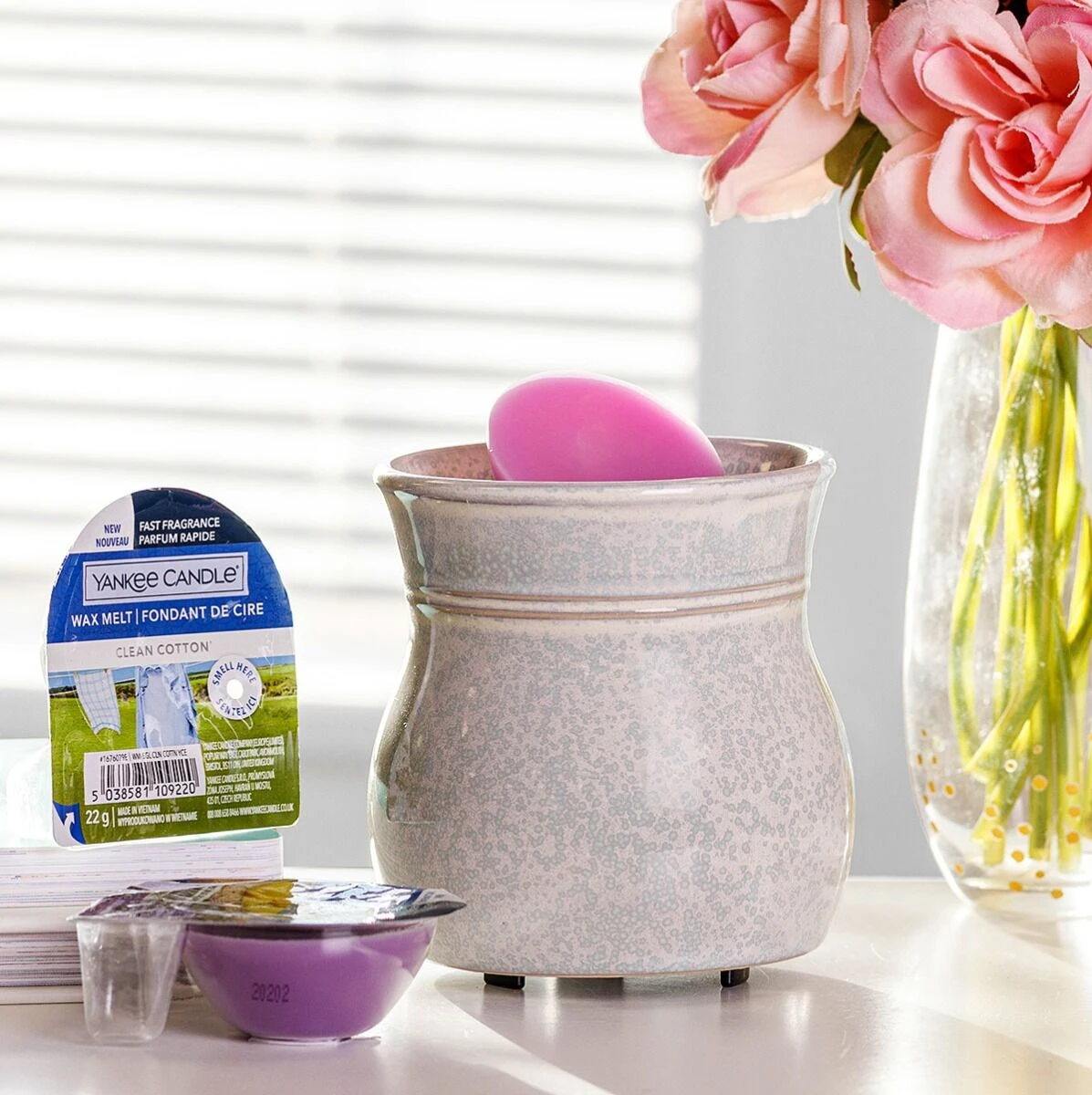 Yankee Candle Kensington Ceramic Electric Melt Warmer 4 Yankee Candle Kensington Ceramic Electric Melt Warmer - Image 2